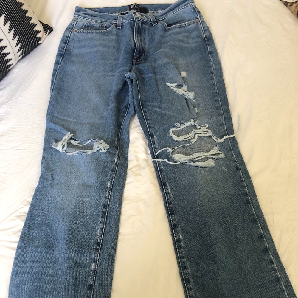 BDG bootleg Jean Destroyed medium wash size 29